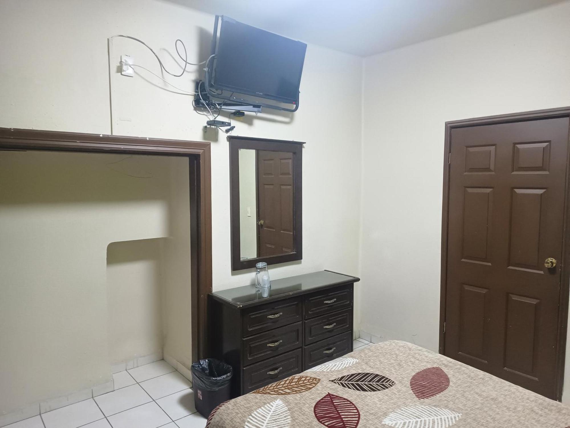 Hotel Baeza Delicias Eksteriør billede