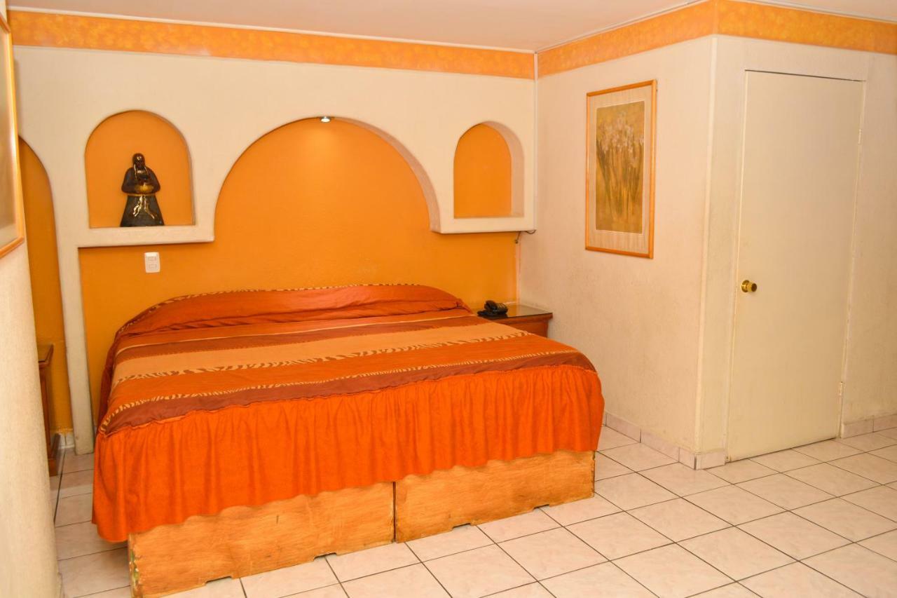 Hotel Baeza Delicias Eksteriør billede