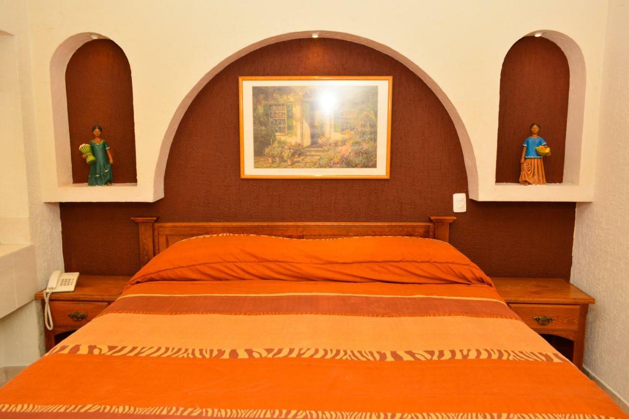 Hotel Baeza Delicias Eksteriør billede
